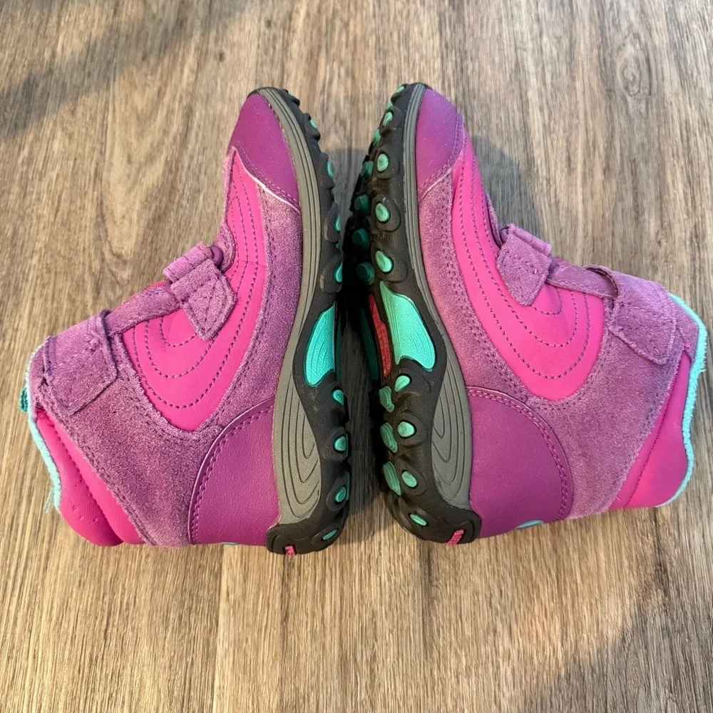 Merrell Kids Hiking Shoes Pink Berry Winter Boots Shoes Size 3 Youth Waterproof